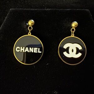 CHANEL Black and Gold Round Earrings